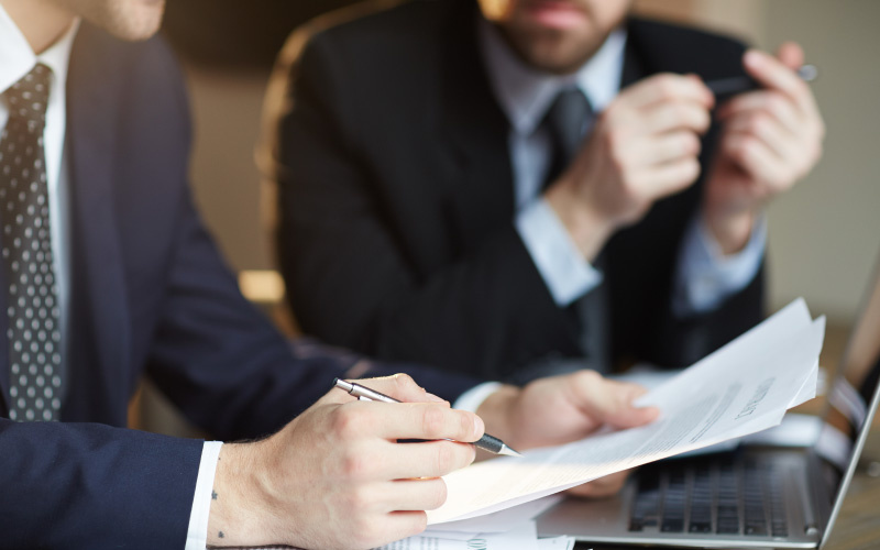 Asesorías y acompañamiento legal
